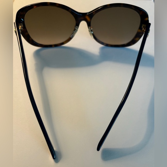 Gucci GG0849SK Sunglasses - Picture 13 of 15